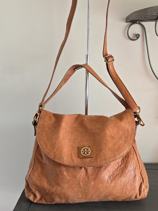 Tory Burch Handbags - Tory Burch Tan Distressed Leather Flap Shoulder Bag with Gold Logo